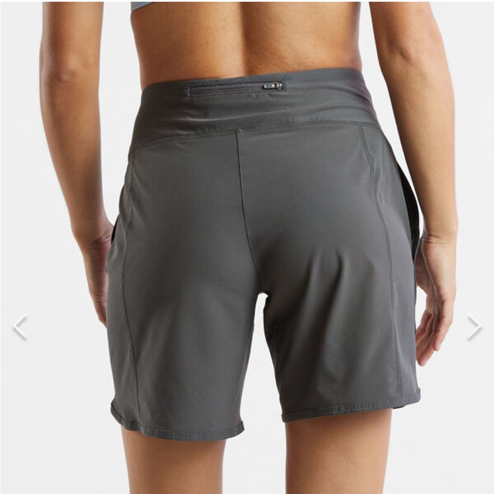 WOMENS LARGE TITLE NINE ORIGINAL ANTI RUN 5” NIMBLENE SHORTS - Picture 2 of 10